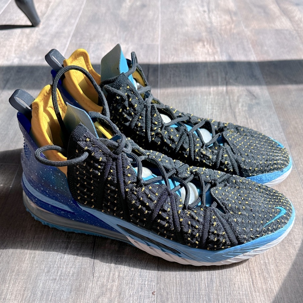 Nike Lebron 18 “Laker’s Heritage” Size 10.5